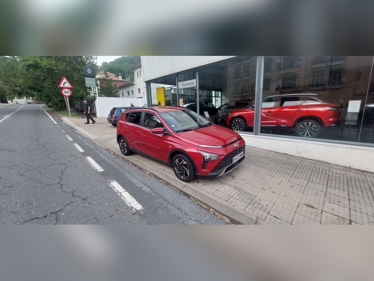 Hyundai BAYON 1.0 foto 9